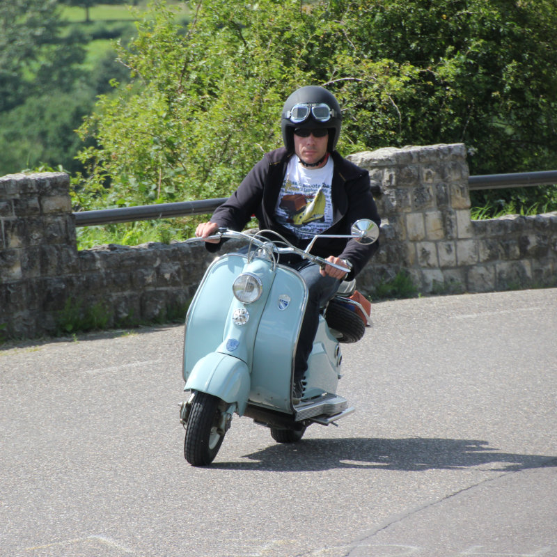 Scooter Rijbewijs in 1 Dag Sint-Geertruid